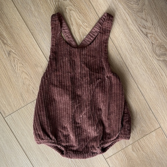 Le Petit Coco | designer made in Italy corduroy romper dungarees - Picture 4 of 4